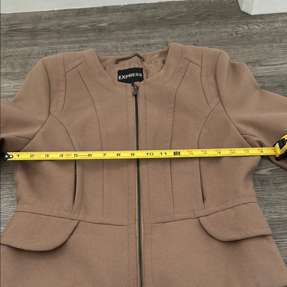 Express Women's Taupe Zip-Front Peplum Jacket - Picture 5 of 8